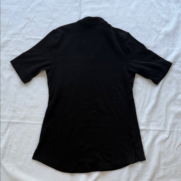 Isaac Mizrahi Black V-Neck Shirt - Picture 3 of 3